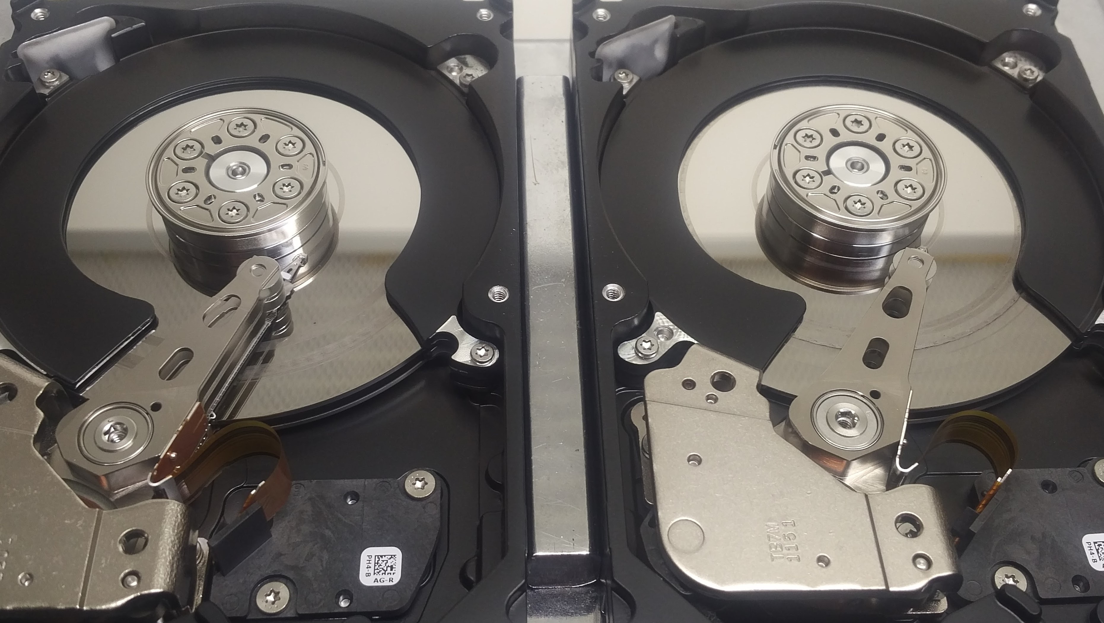 Seagate 7200.12 RAID 0/1 Head Crash Canada Data Recovery by Recovery